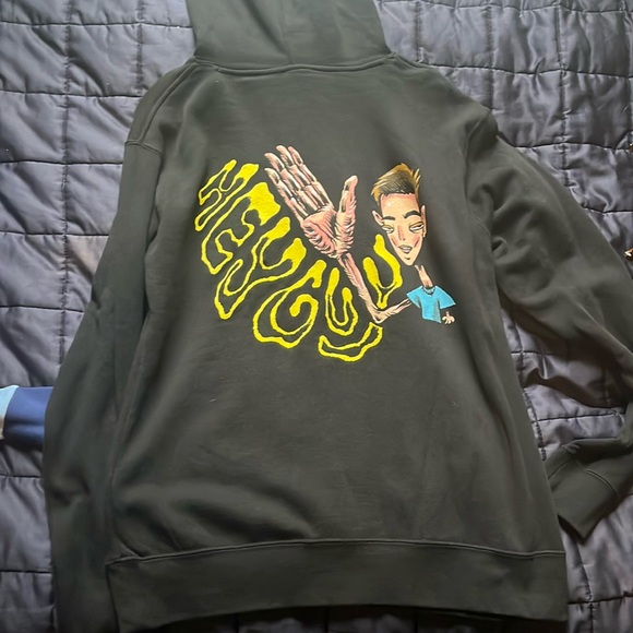 Drew Gooden “Hey Guy” Sweatshirt - Picture 2 of 2